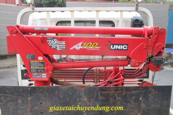 xe cẩu tự hành 1 tấn