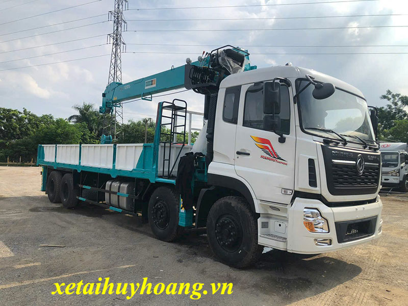 Xe tải gắn cẩu Hyundai