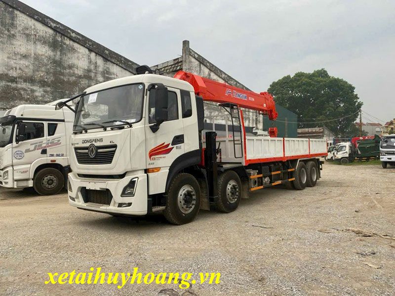 Xe tải gắn cẩu Kanglim